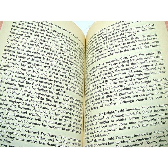 Ivanhoe by Sir Walter Scott 1972 Paperback Book Vintage Pocket Books Publishing - Picture 9 of 9